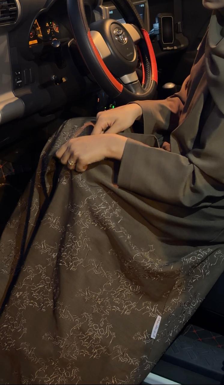 Rimal embroidered Abaya