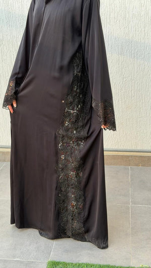 Veloura Abaya