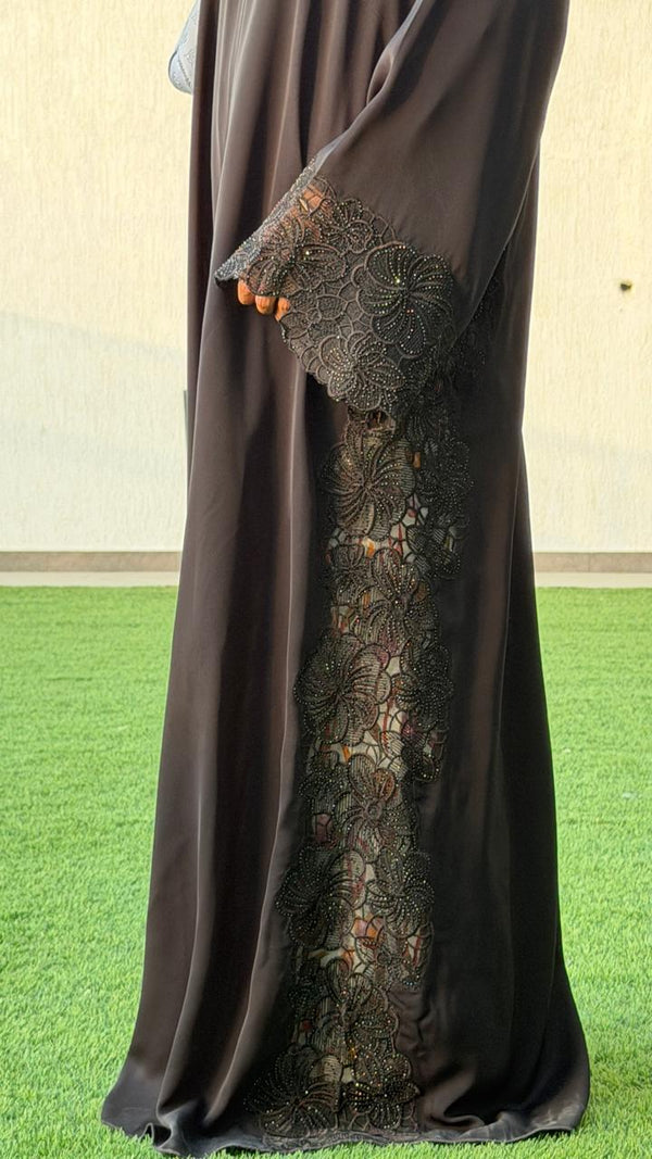Veloura Abaya