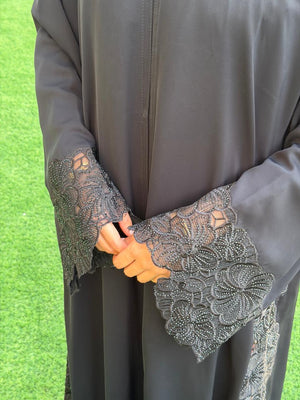 Veloura Abaya