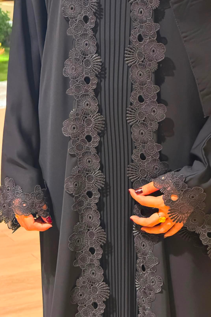 Layl Abaya